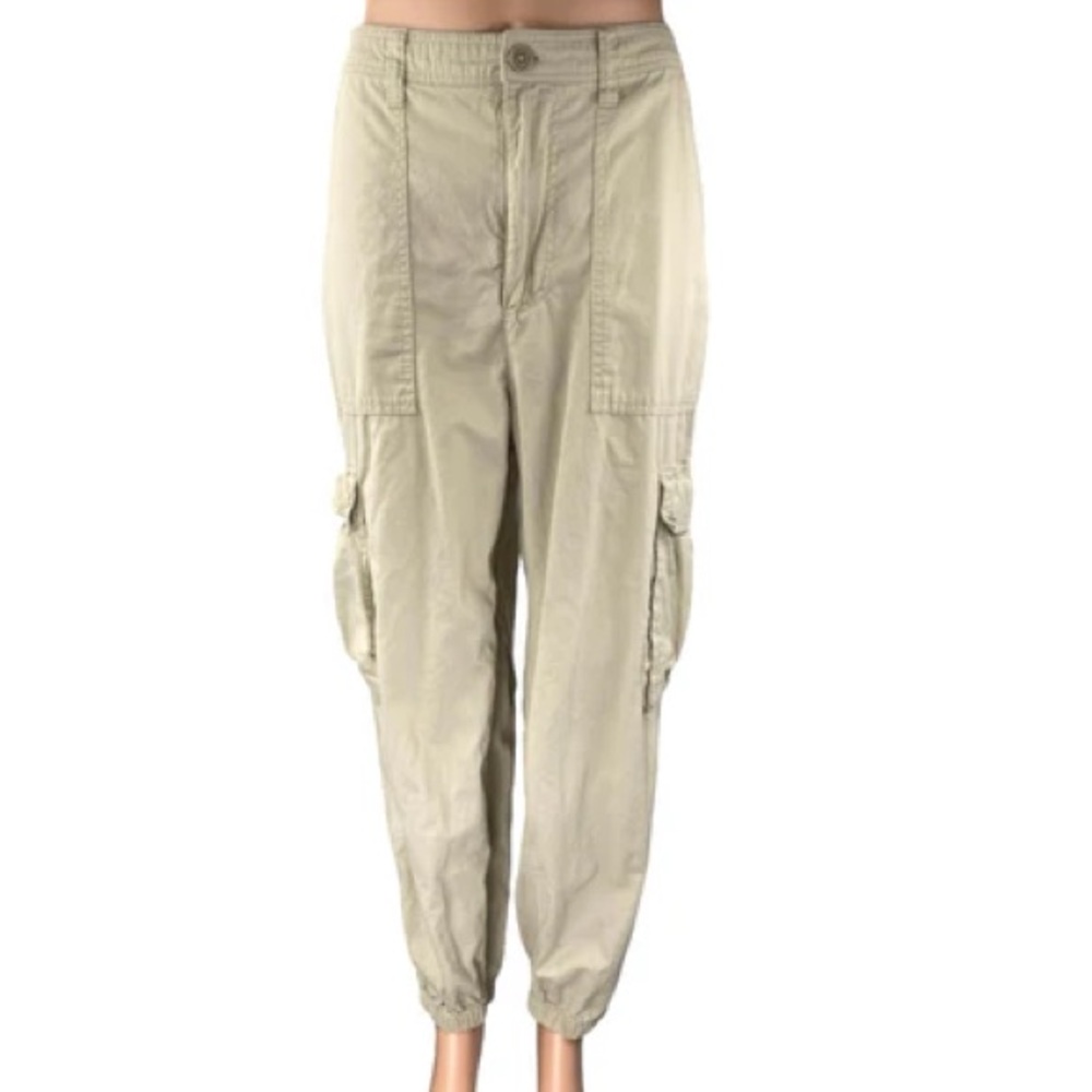 Abercrombie & Fitch tan cargo pants